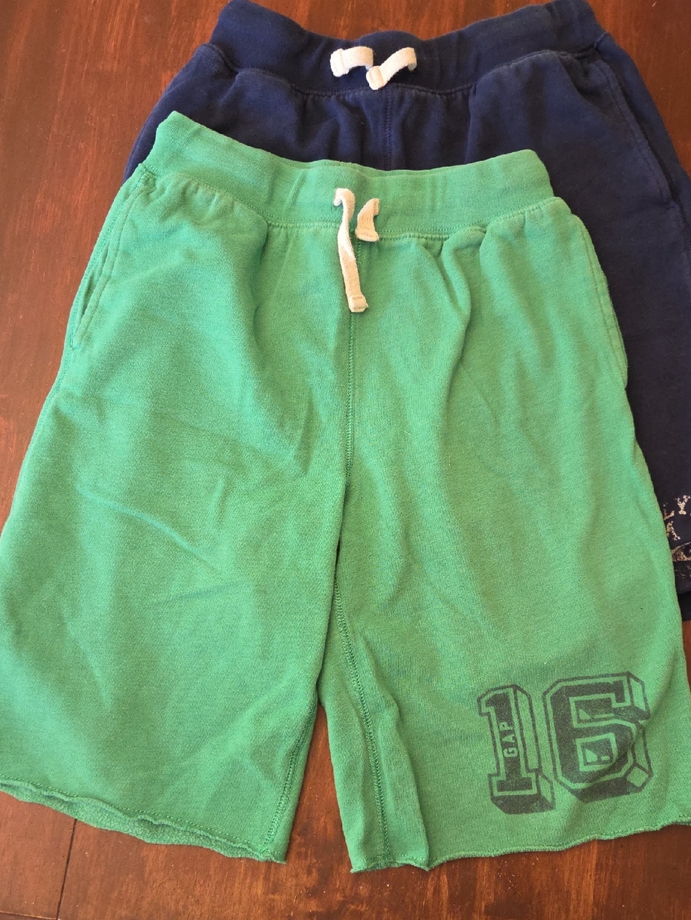 Set Of 2 Boys GAP Shorts XXL (14-16)